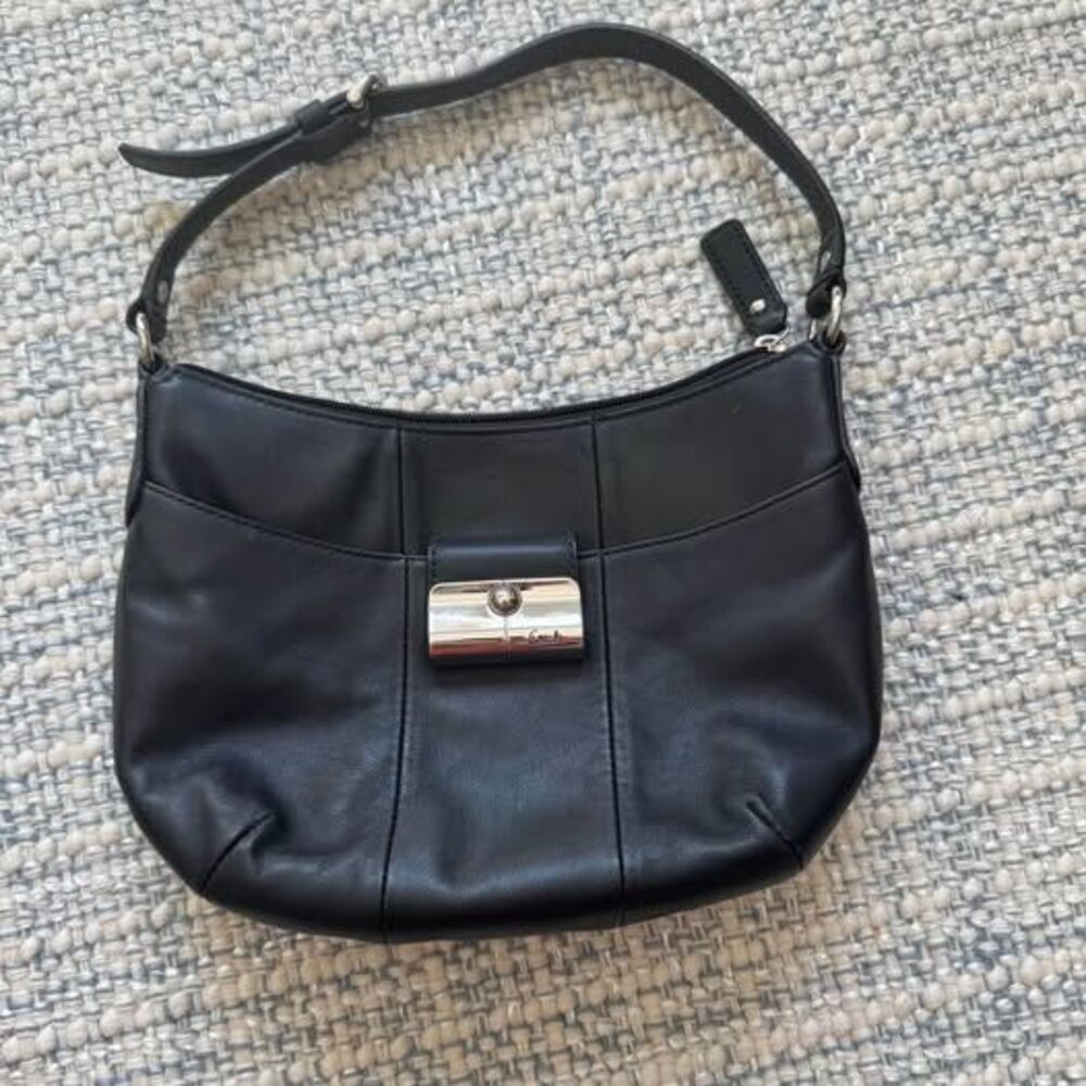 Vintage Coach Kristin Top Handle Pouch Bag style 43723 - NWOT